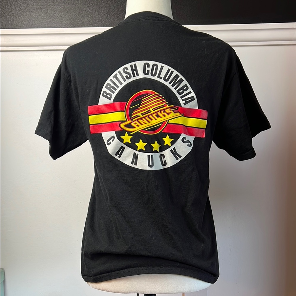 Vancouver Canucks Classic Logo Black T-Shirt with Back Print